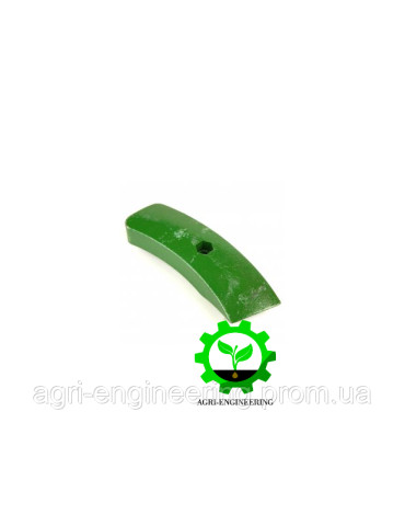 Клин навішування правий JD8430/8530/8245R/8295R (R163800)